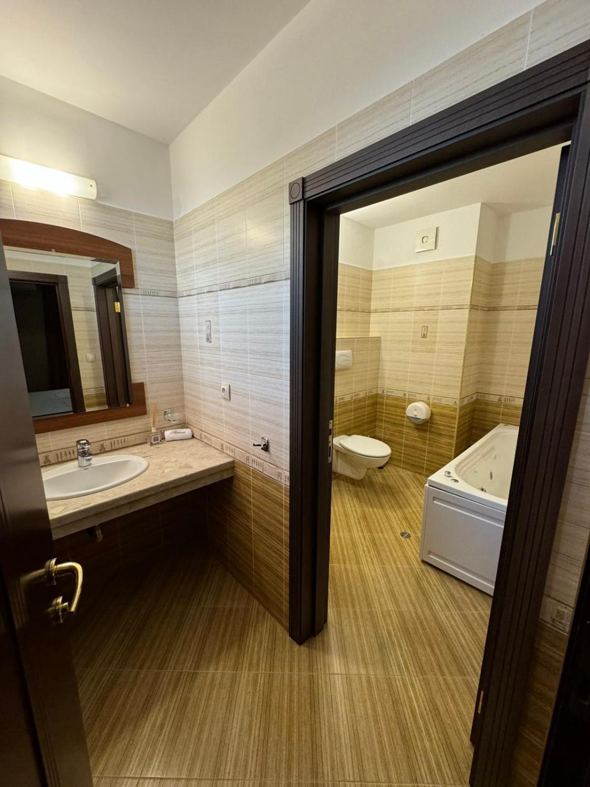 Hotel-Restaurant Almond Карлово Екстер'єр фото