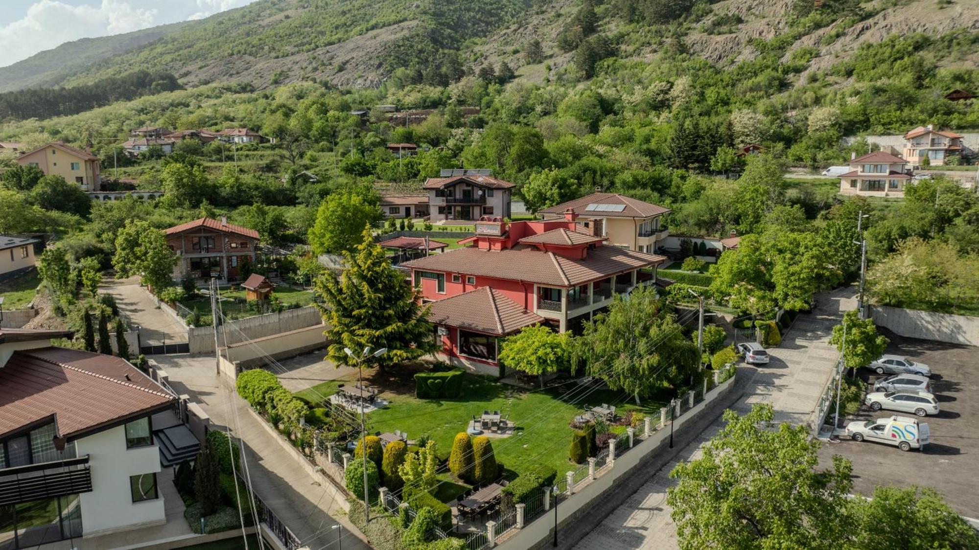 Hotel-Restaurant Almond Карлово Екстер'єр фото